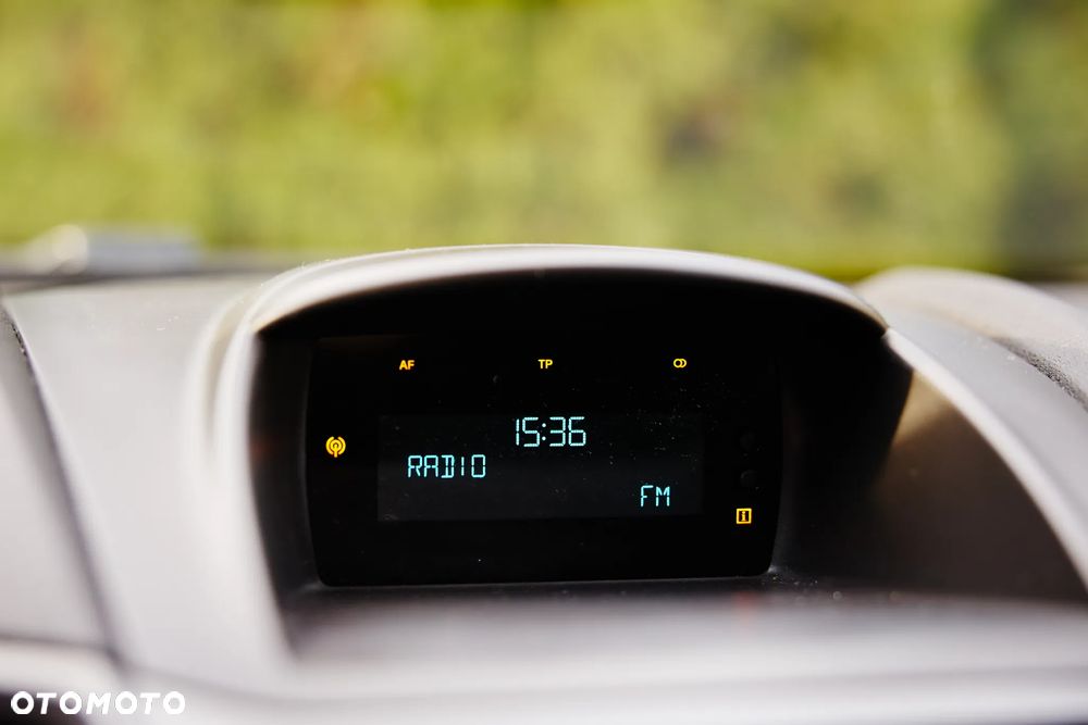 Ford Fiesta 1.25 Ambiente - 18