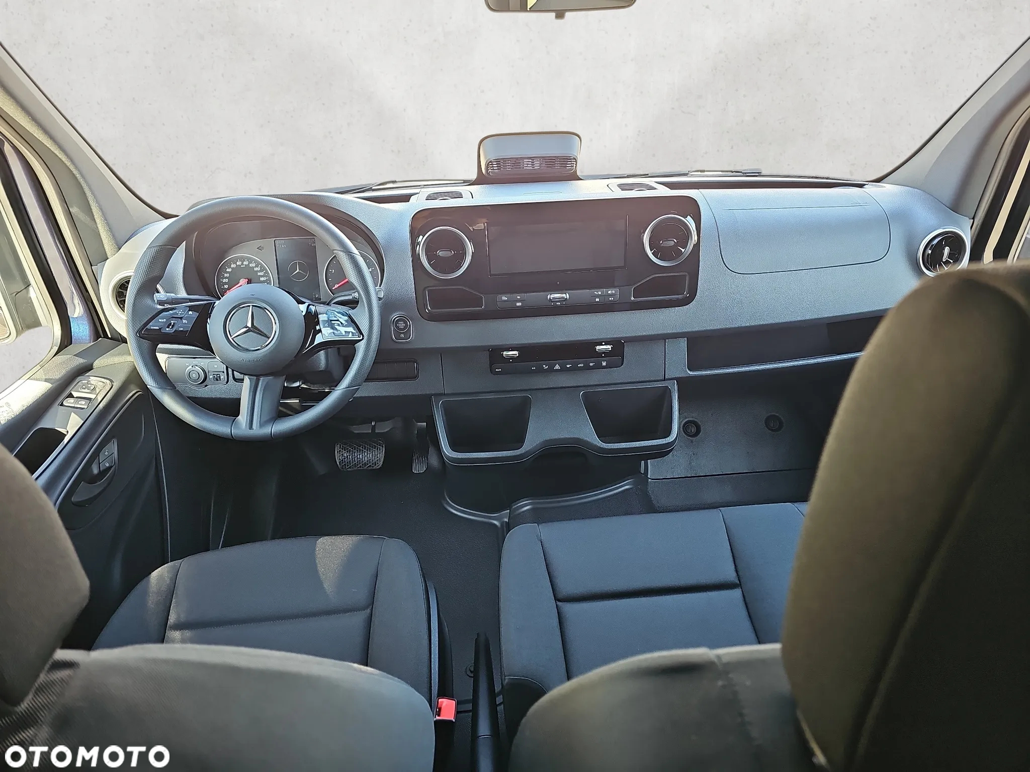 Mercedes-Benz Sprinter Tourer 317 CDI - 15