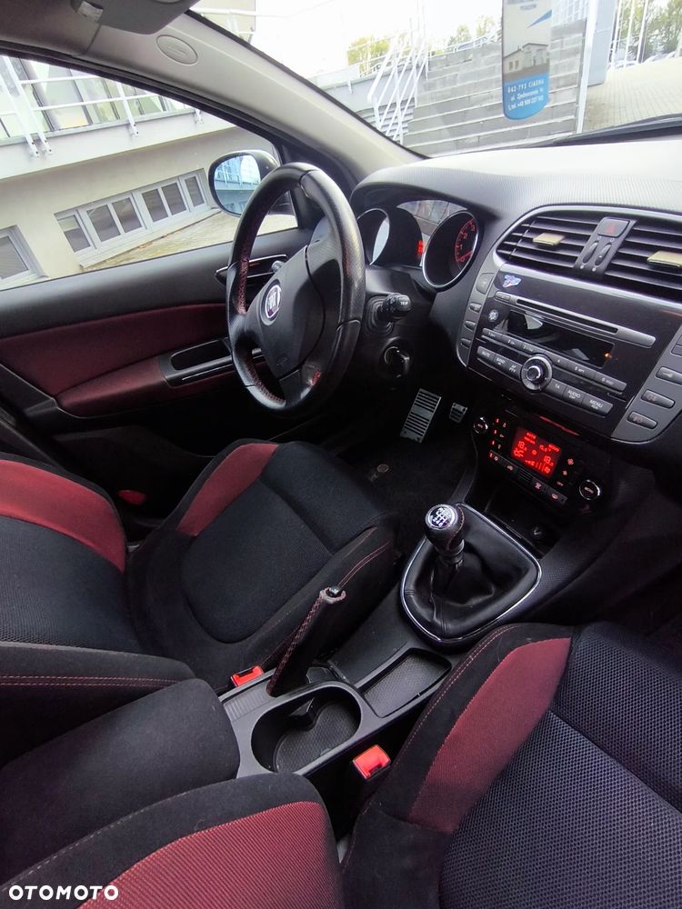 Fiat Bravo 1.4 T-JET 16V Speed - 27