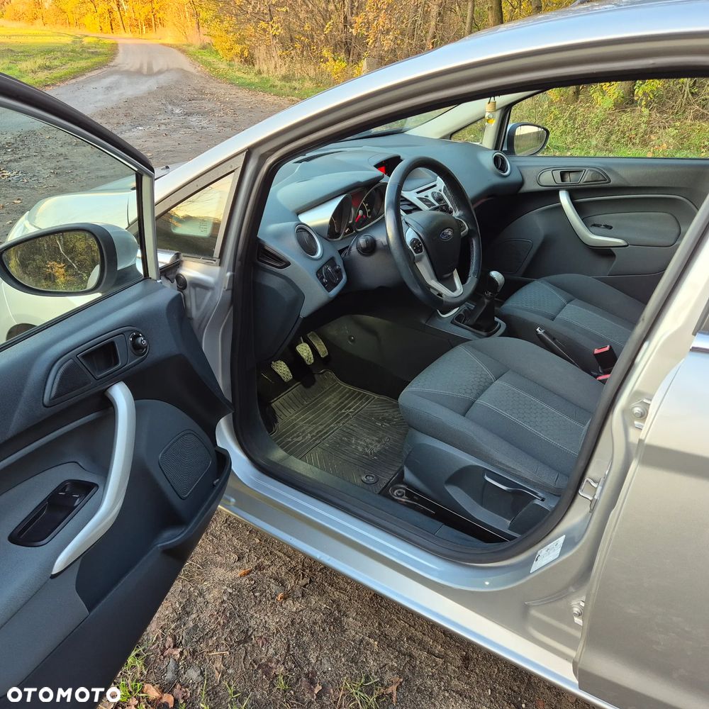 Ford Fiesta 1.4 Titanium - 9