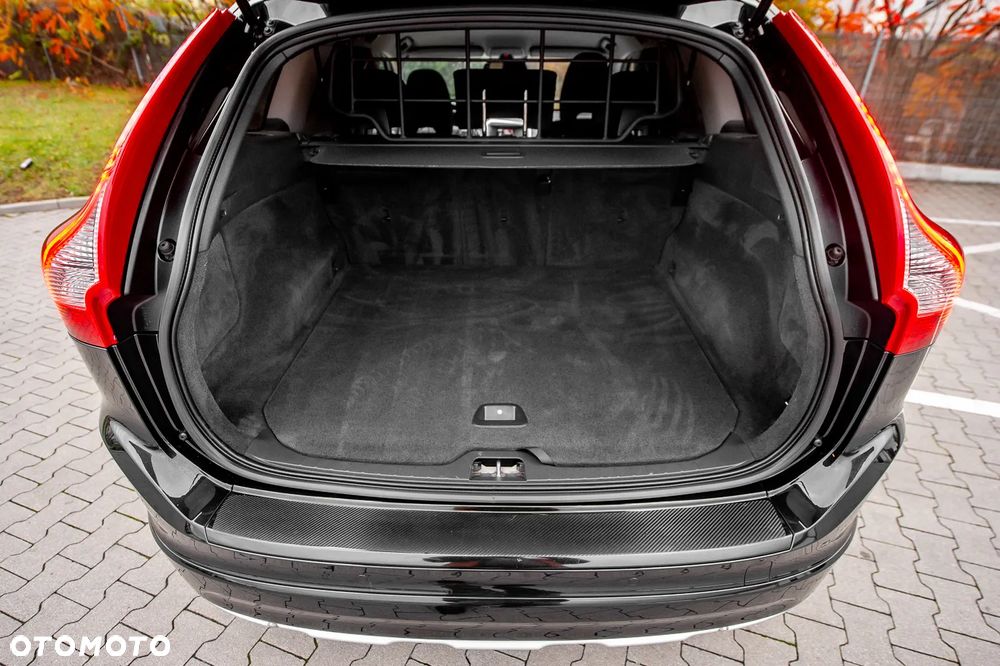 Volvo XC 60 D4 AWD Summum - 34