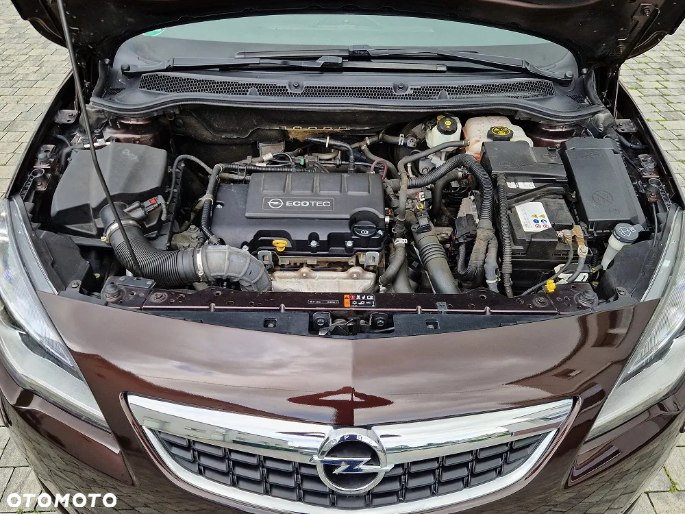 Opel Astra 1.4 Turbo 150 Jahre - 28