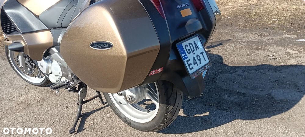 Honda Deauville - 23