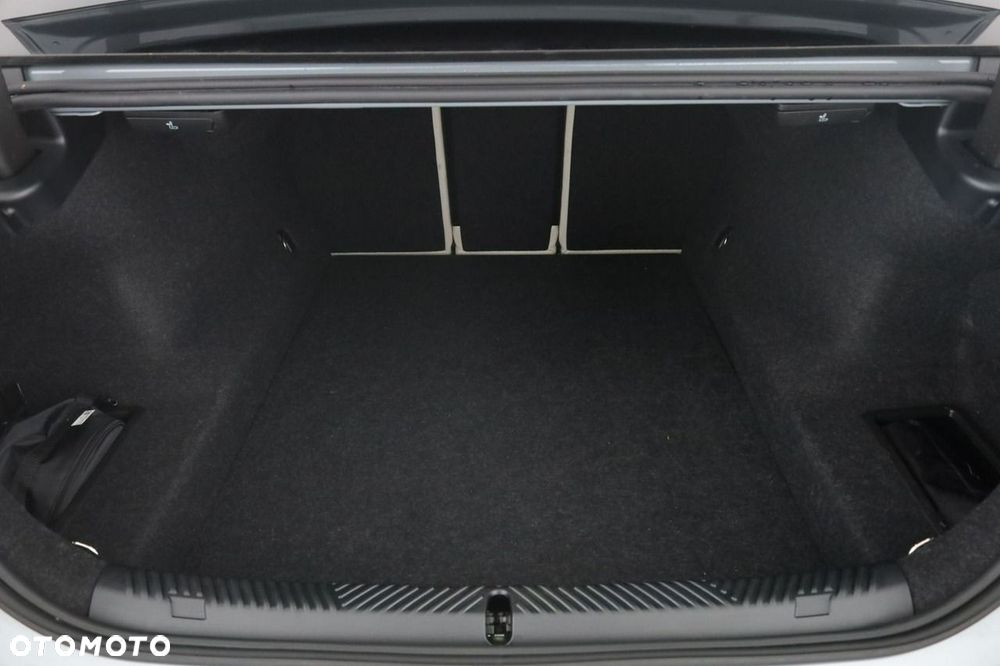 BMW Seria 5 530e PHEV M Sport - 21