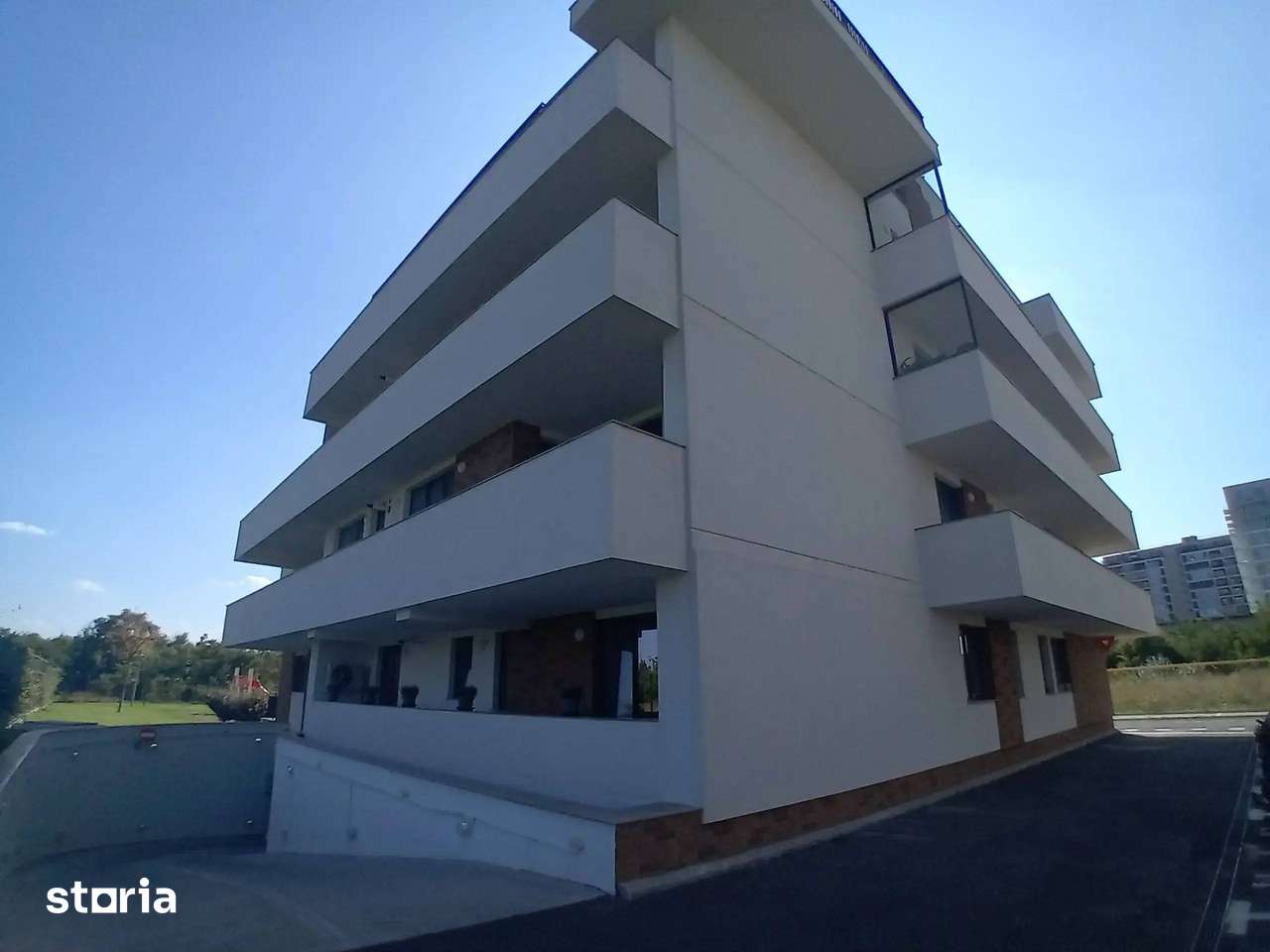 Luminozitate, terasă de 14 mp și 2 camere în Sisești — fotografia 2