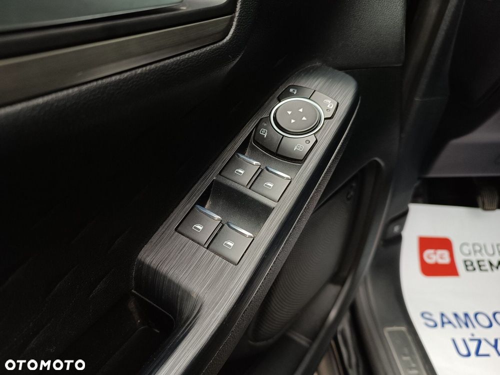 Ford Kuga 1.5 EcoBoost FWD Titanium X - 26