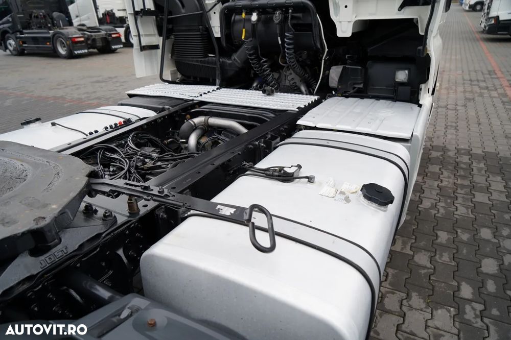 MAN TGX 18.460 / XLX / RETARDER / FULL AIRMATIC - 16