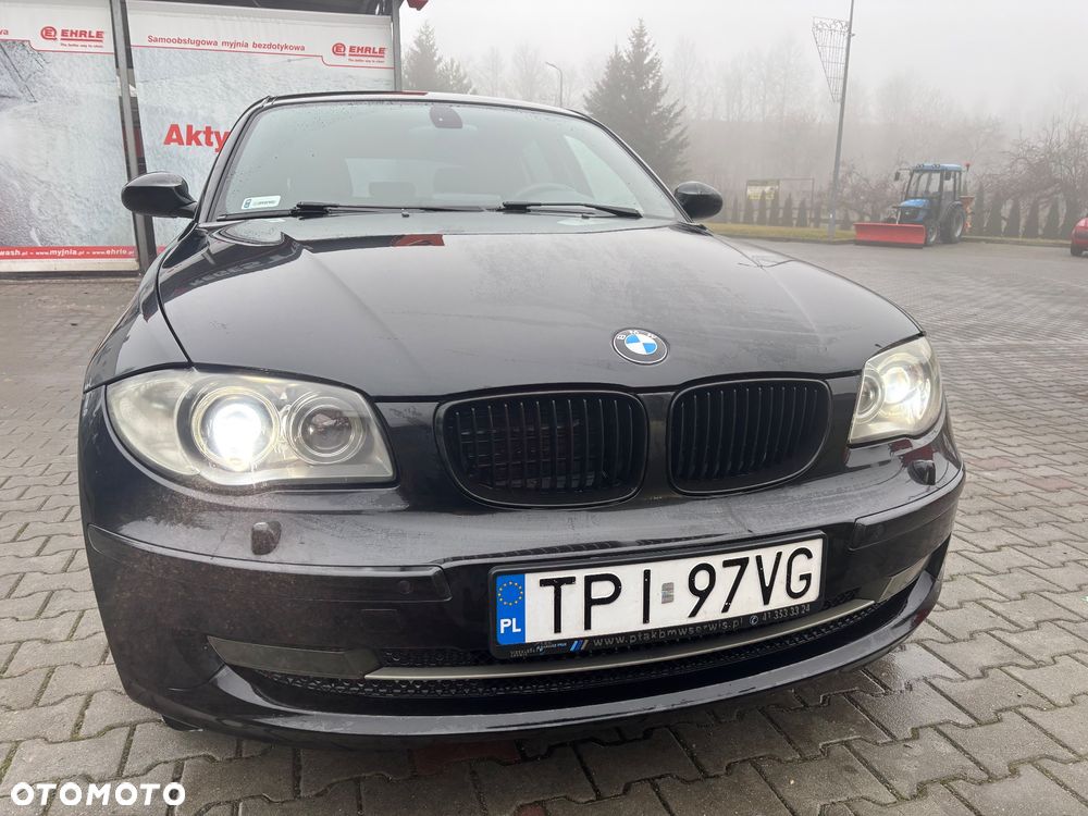 BMW Seria 1 120d DPF - 1