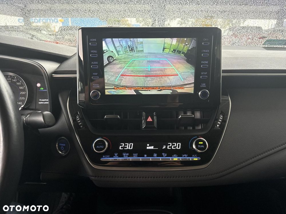 Toyota Corolla 1.8 Hybrid Comfort - 18