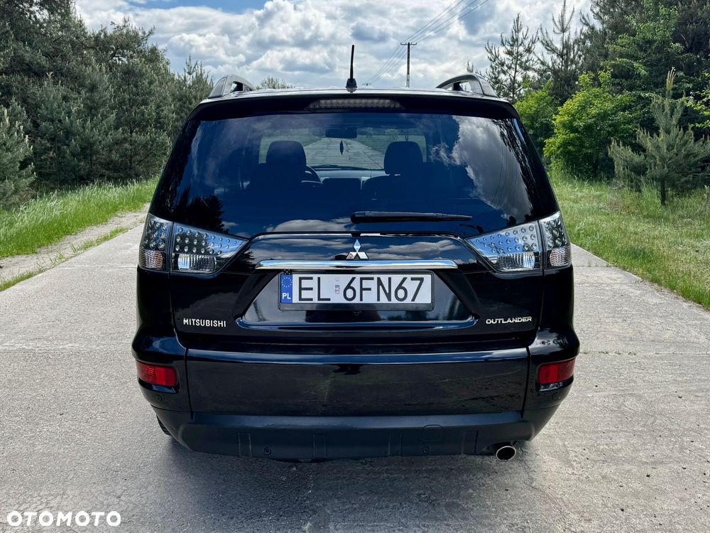Mitsubishi Outlander 2.0 Invite 2WD EU5 - 11