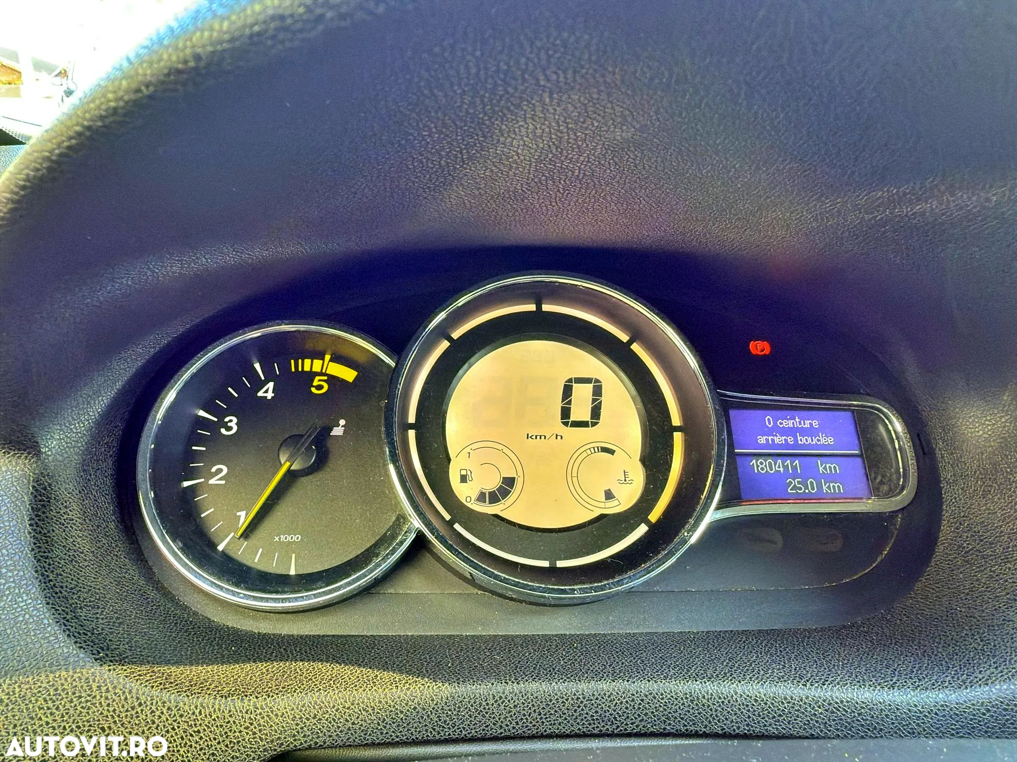 Renault Megane ENERGY dCi 130 Start & Stop Bose Edition - 9
