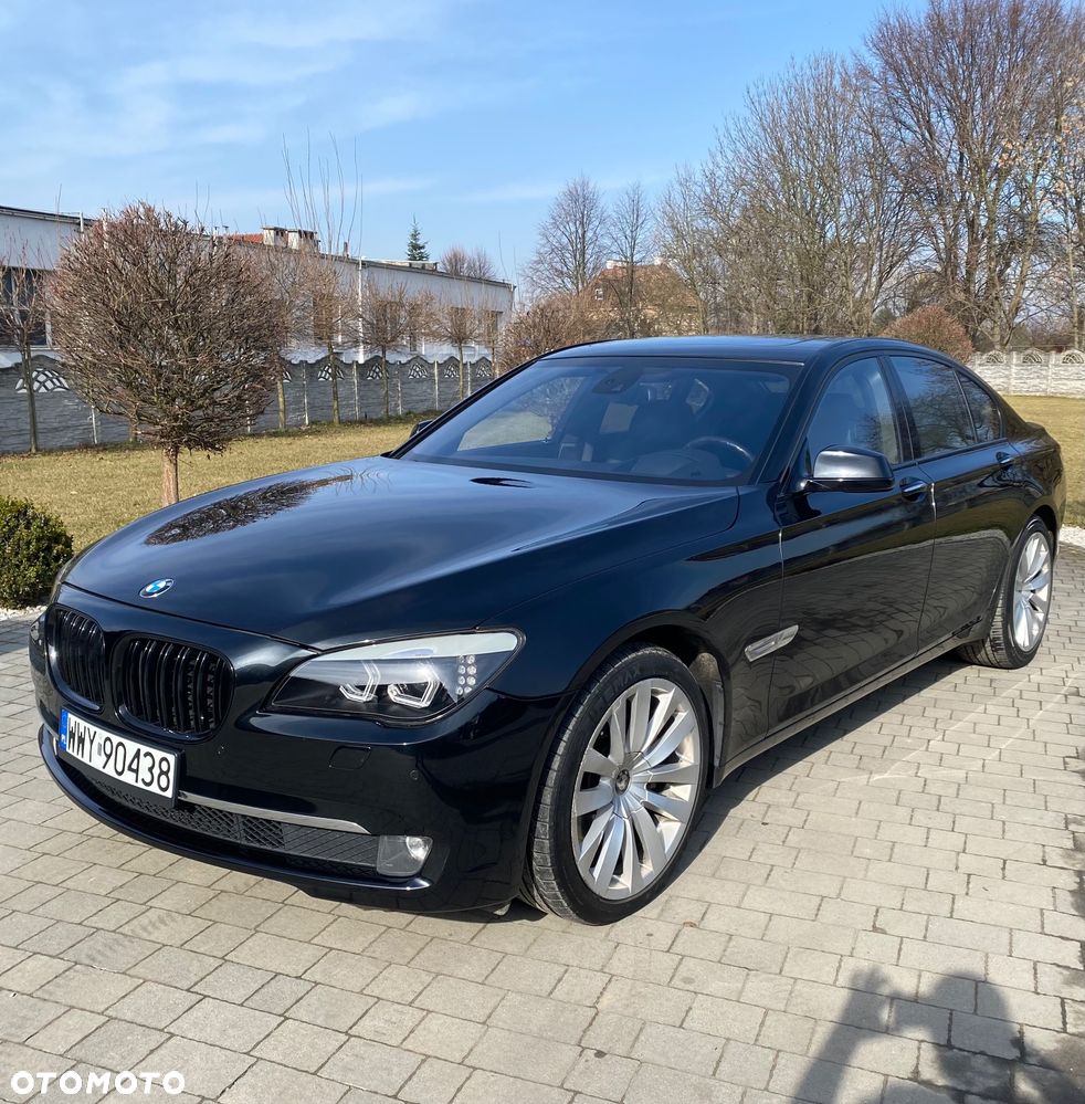 BMW Seria 7 ver-activehybrid - 29