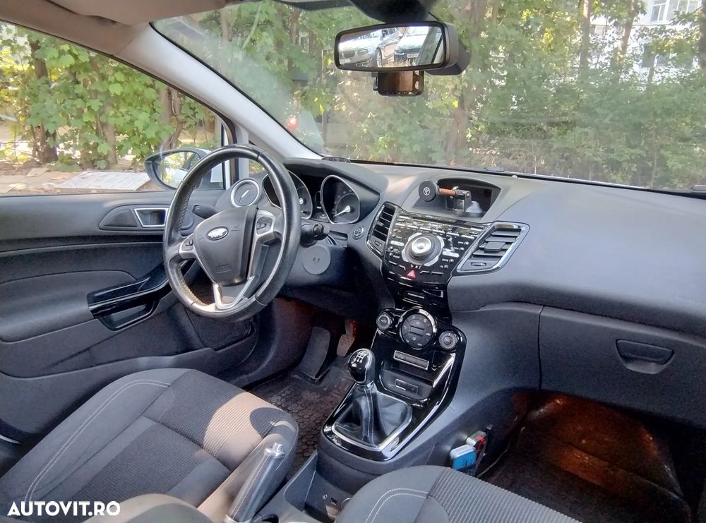 Ford Fiesta 1.0 Start Stop Titanium - 10