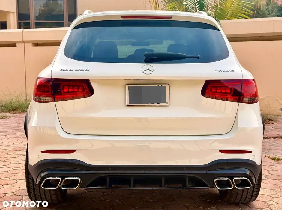 Mercedes-Benz GLC 300 4Matic 9G-TRONIC - 5
