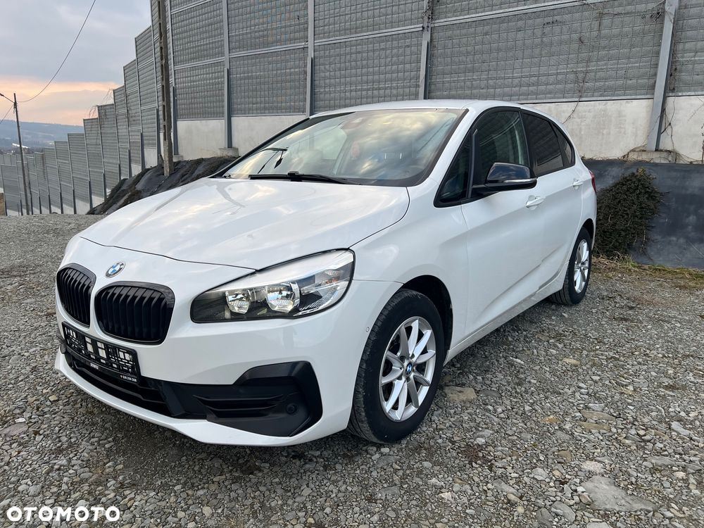 BMW Seria 2 216d Sport Line - 1