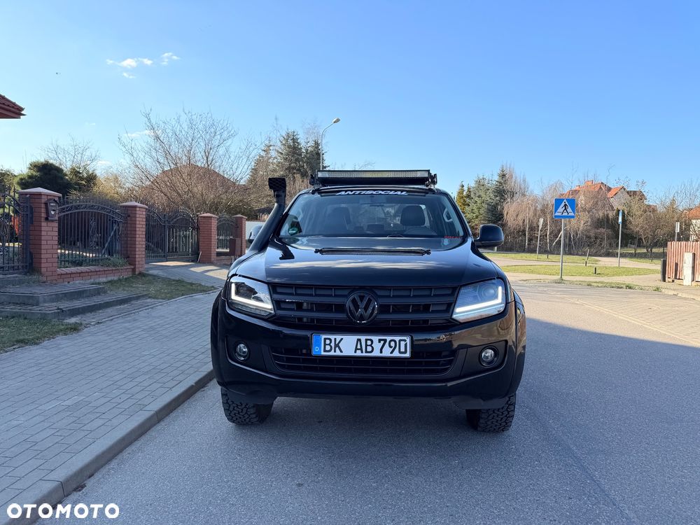Volkswagen Amarok - 25
