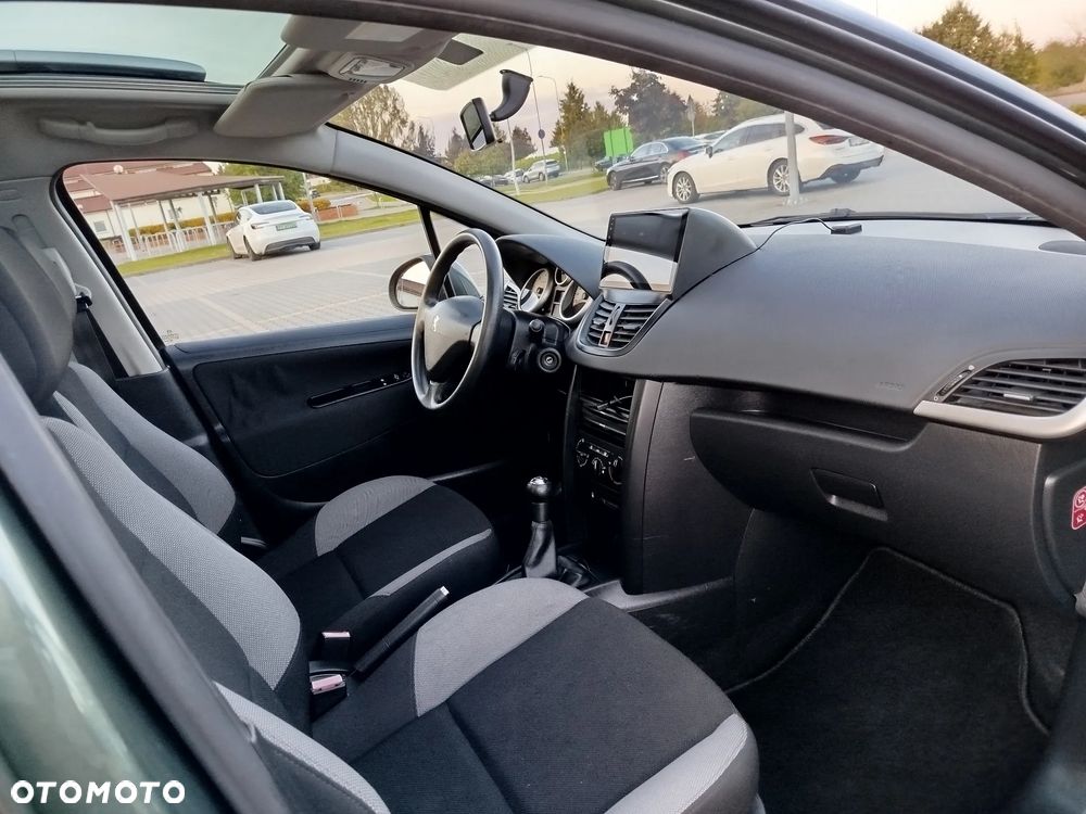 Peugeot 207 1.6 HDi 16V Sporty - 26