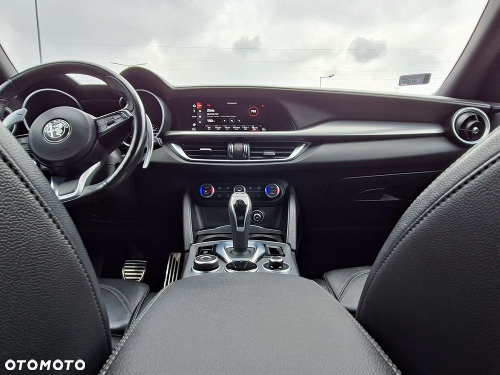 Alfa Romeo Stelvio 2022