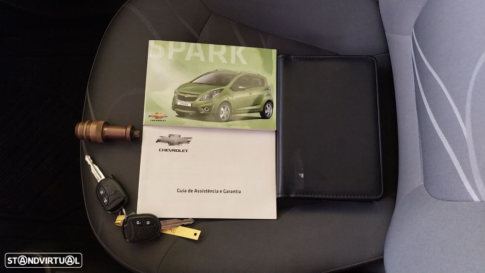 Chevrolet Spark 1.0 L Bi-Fuel - 11