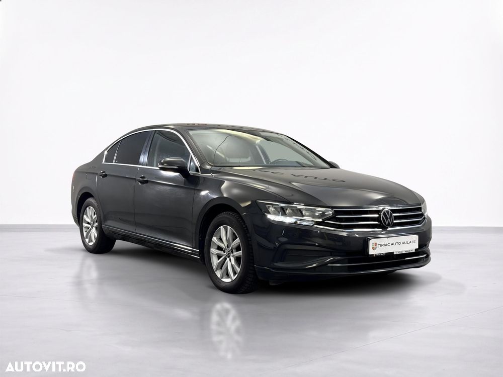 Volkswagen Passat - 8