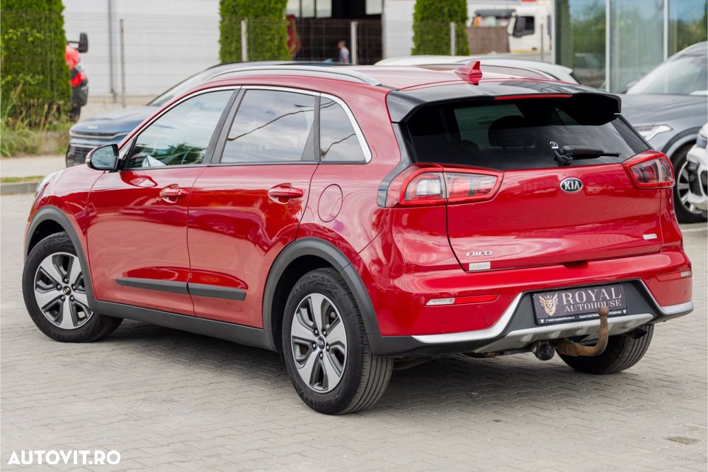 Kia Niro 1.6 GDI HEV 2WD OPF Aut. Spirit - 3