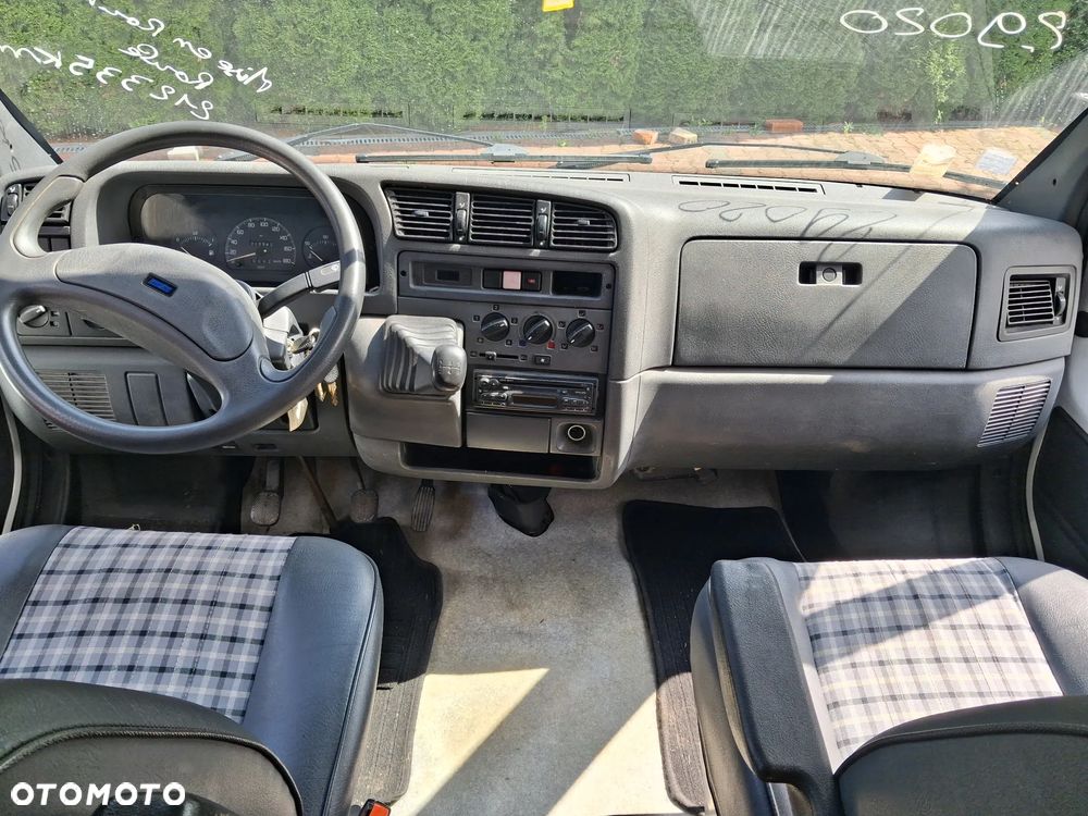 Toyota Hilux polycompsit loge mobile - 5