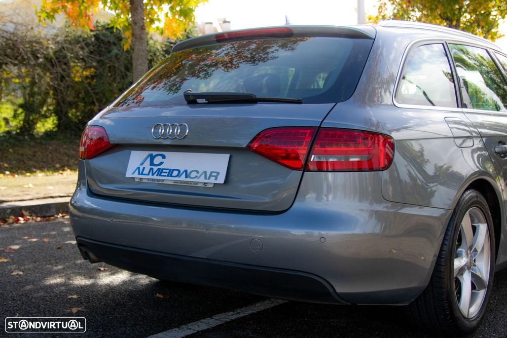 Audi A4 Avant 2.0 TDI Advance - 40