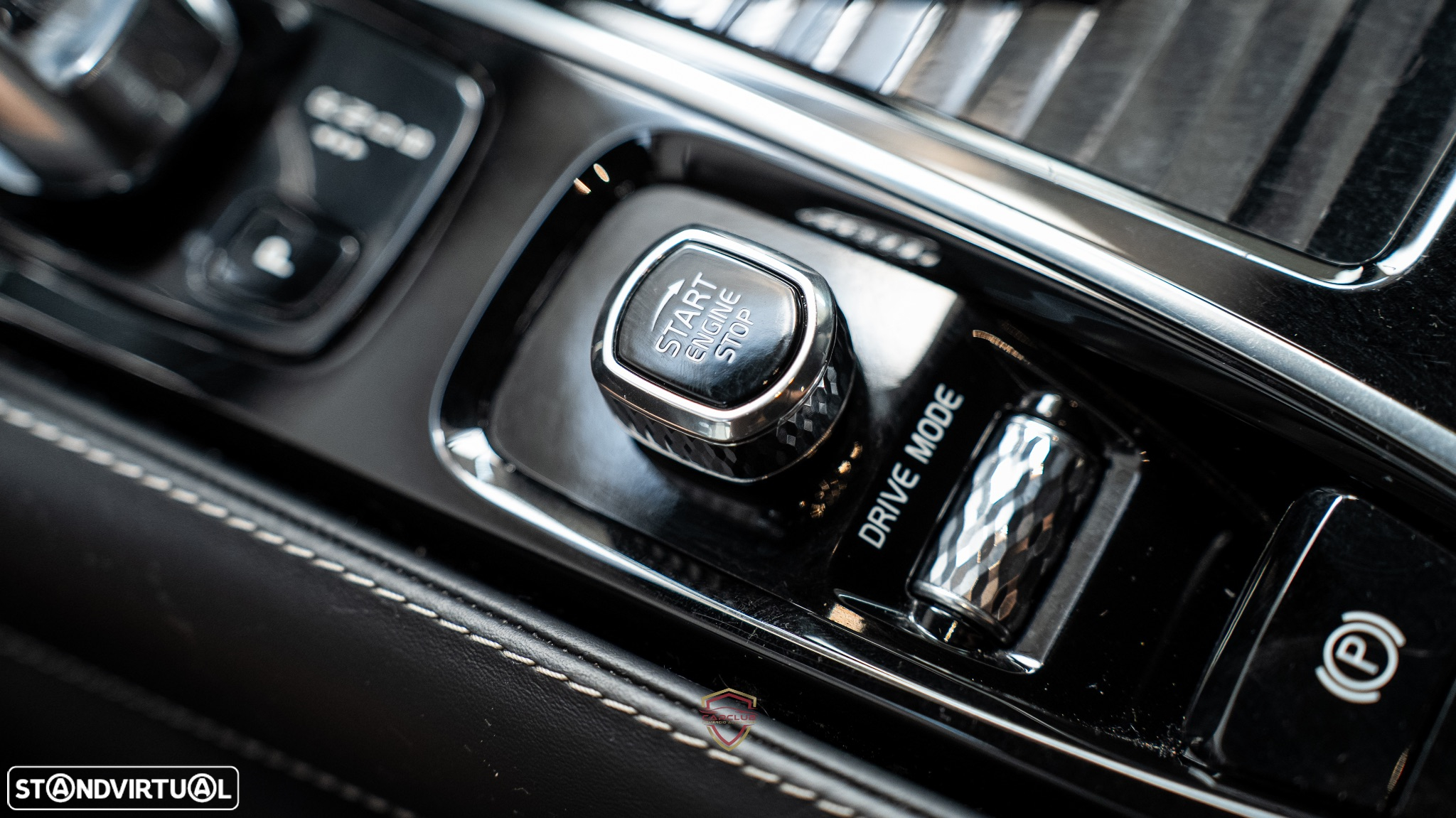 Volvo S90 2.0 T8 R-Design AWD Geartronic - 34