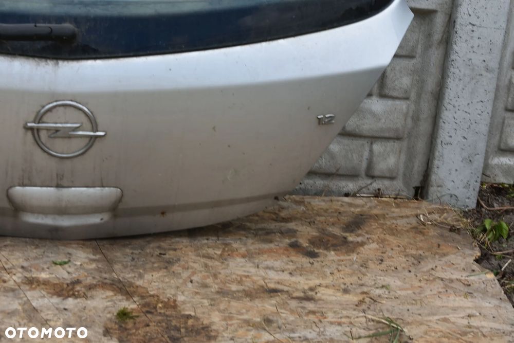 KLAPA BAGAŻNIKA OPEL CORSA D - 4