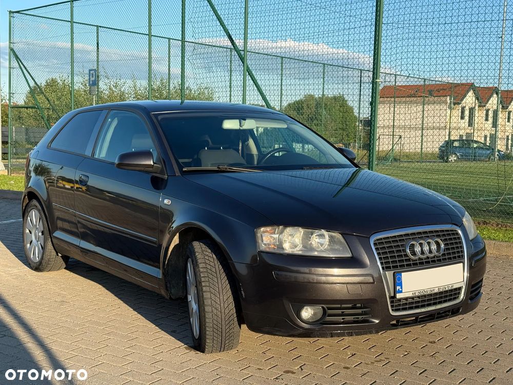 Audi A3 1.6 Ambiente - 2