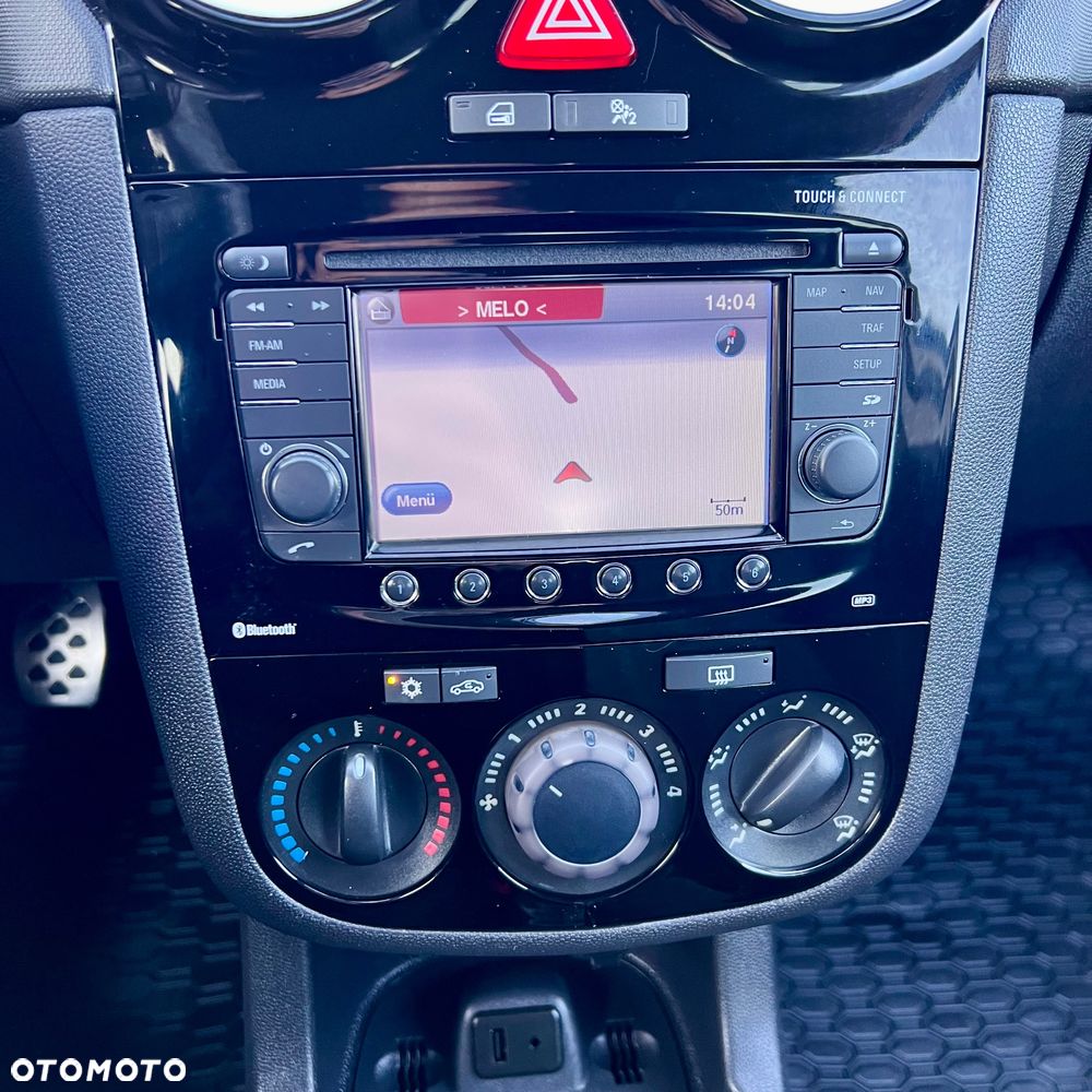 Opel Corsa 1.4 16V Color Edition - 15