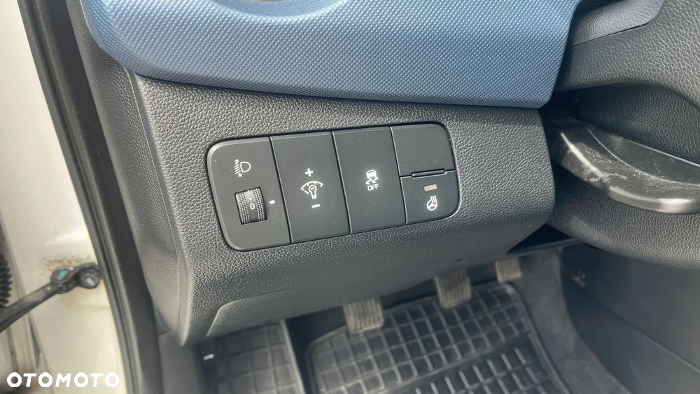 Hyundai i10 1.0 blue Style - 16