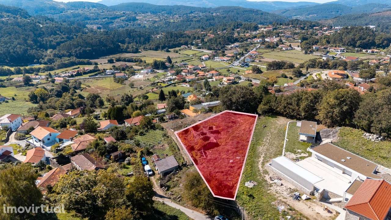 Ruína com terreno em Paredes de Coura - Grande imagem: 5/23