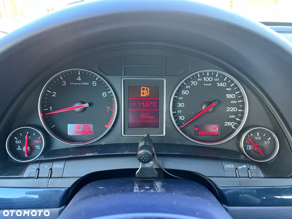 Audi A4 Limousine - 17