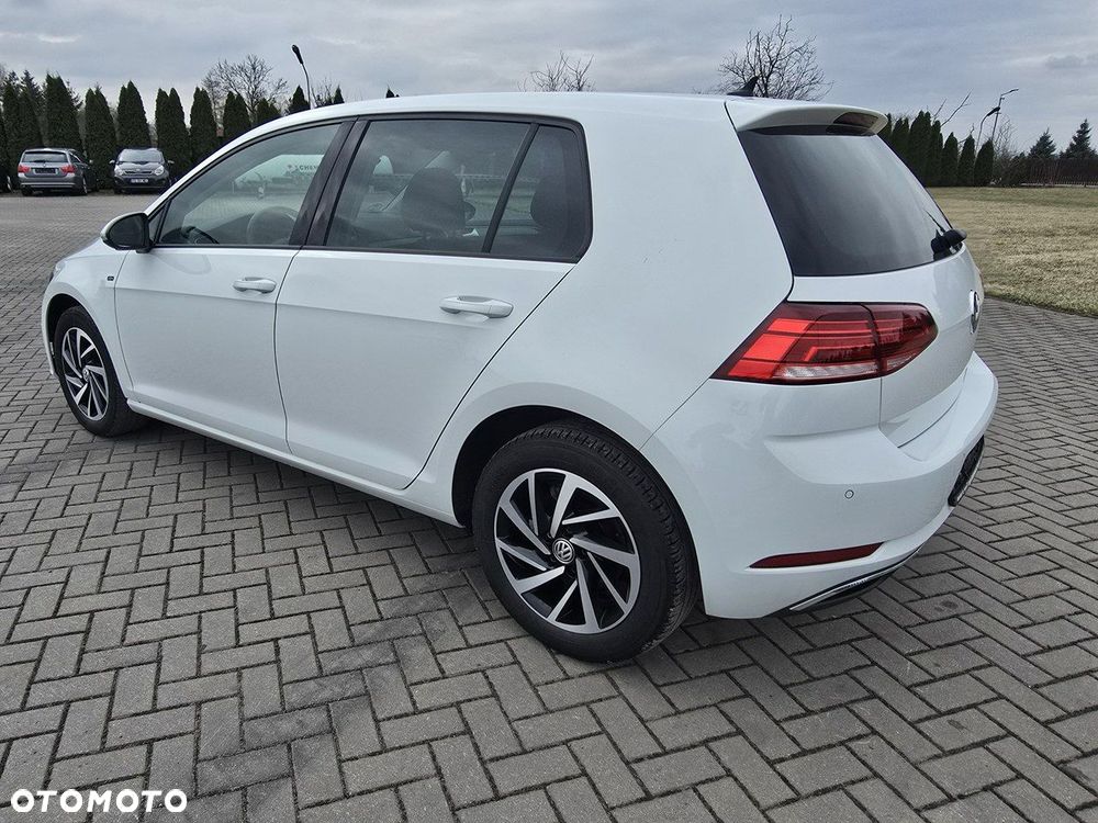 Volkswagen Golf - 13