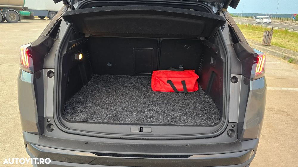 Peugeot 3008 PHEV 300 EAT8 4X4 GT - 12