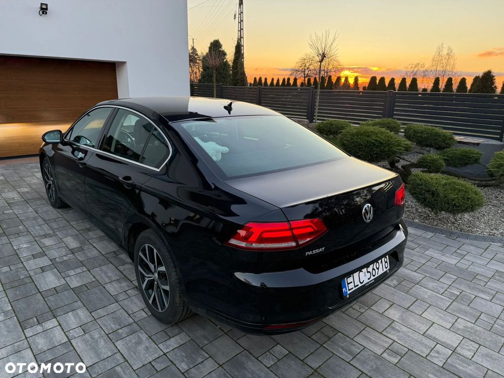 Volkswagen Passat 2.0 TDI BMT Comfortline DSG - 4