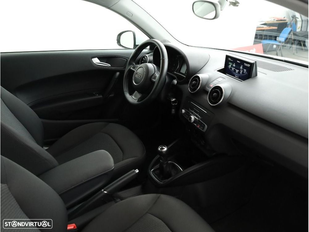 Audi A1 1.6 TDI - 14