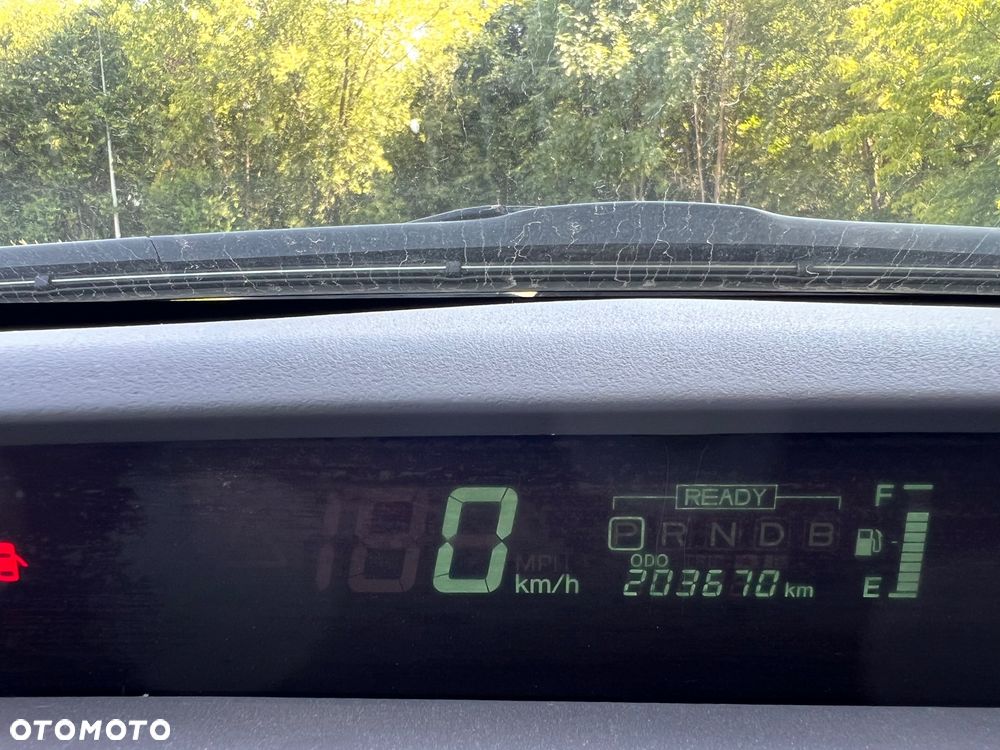 Toyota Prius - 12