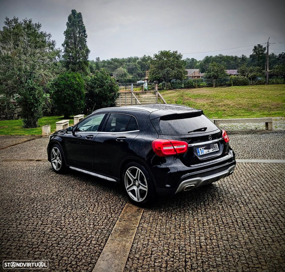 Mercedes-Benz GLA 200 7G-DCT AMG Line - 17