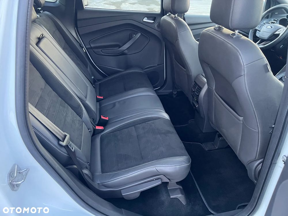 Ford Kuga 1.5 EcoBoost 4x4 ST-Line - 21