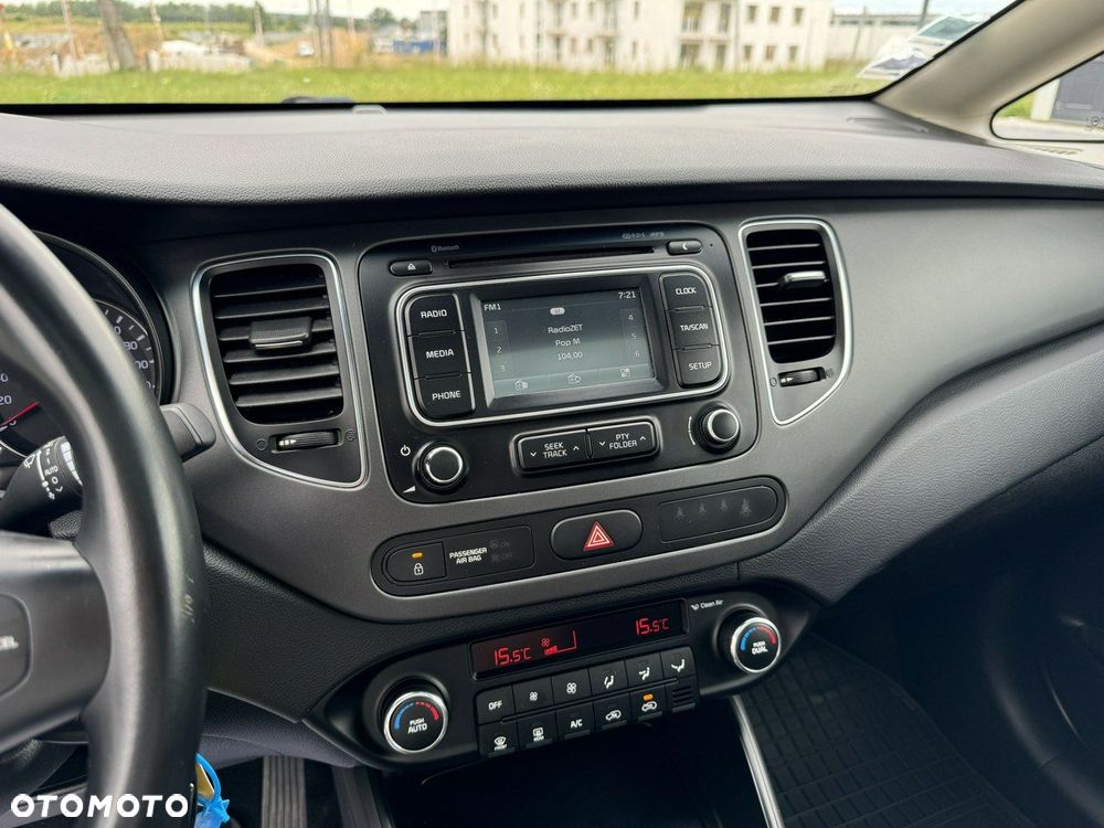 Kia Carens 1.7 CRDi Vision - 25