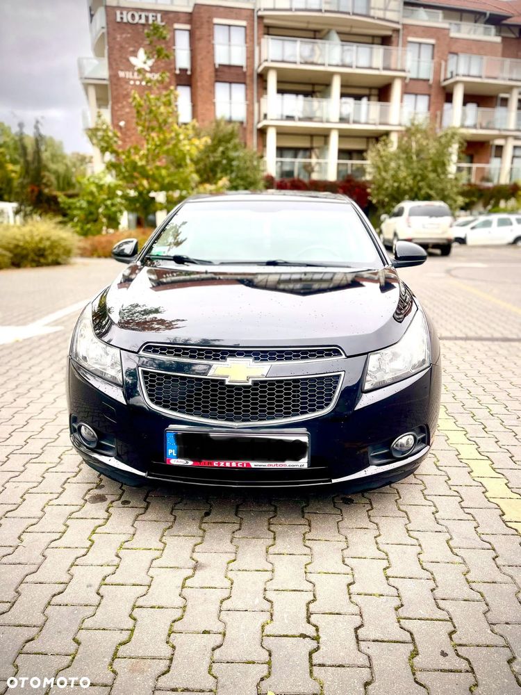 Chevrolet Cruze 1.6 Base - 6