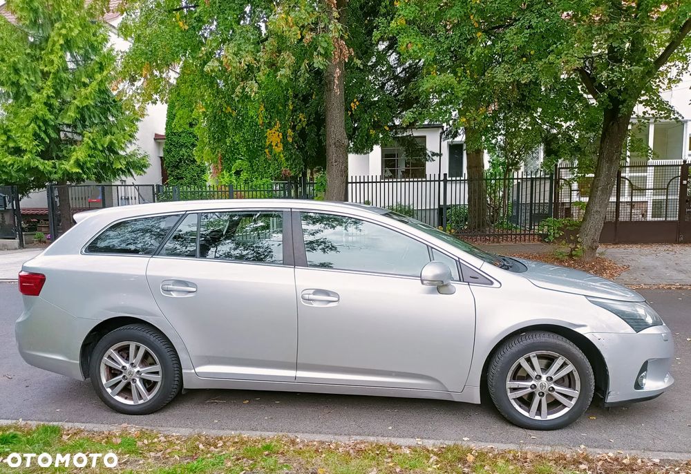 Toyota Avensis 2.0 D-4D Sol - 7