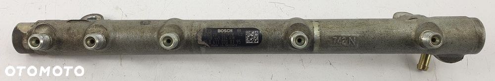 LISTWA WTRYSKOWA MERCEDES W203 2.2 CDI A6110700395
