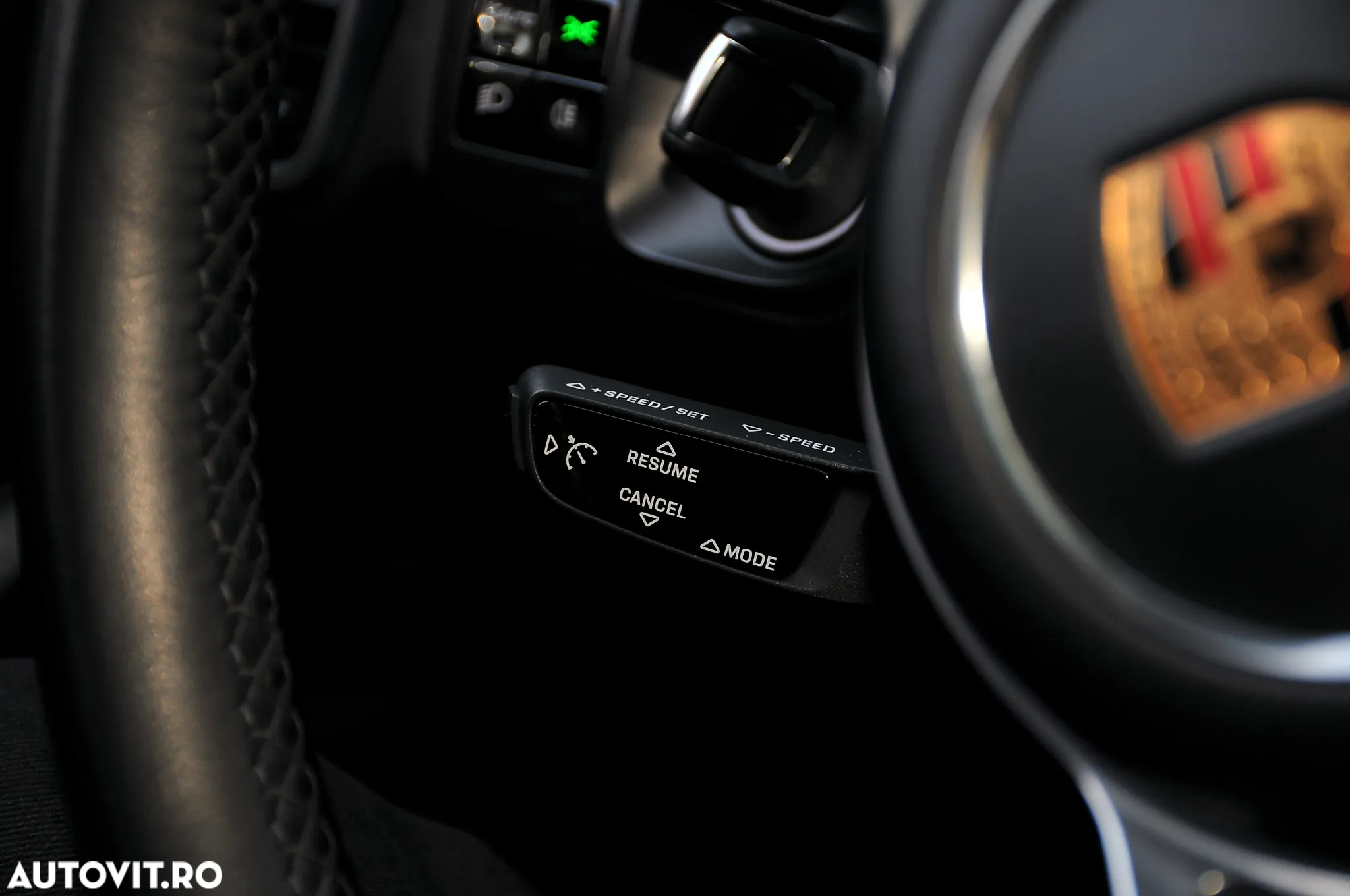 Porsche Cayenne Coupe Tiptronic S Platinum Edition - 32