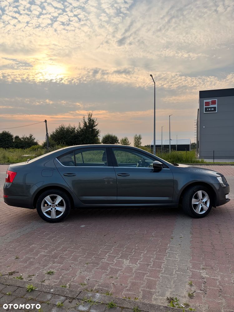 Skoda Octavia 1.4 TSI Ambition - 11