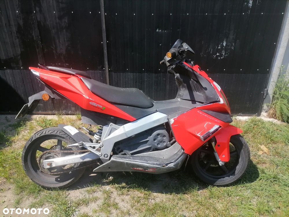 Derbi GP1 50 Racing cała na części silnik lampa czasza gaźnik lagi licznik - 3