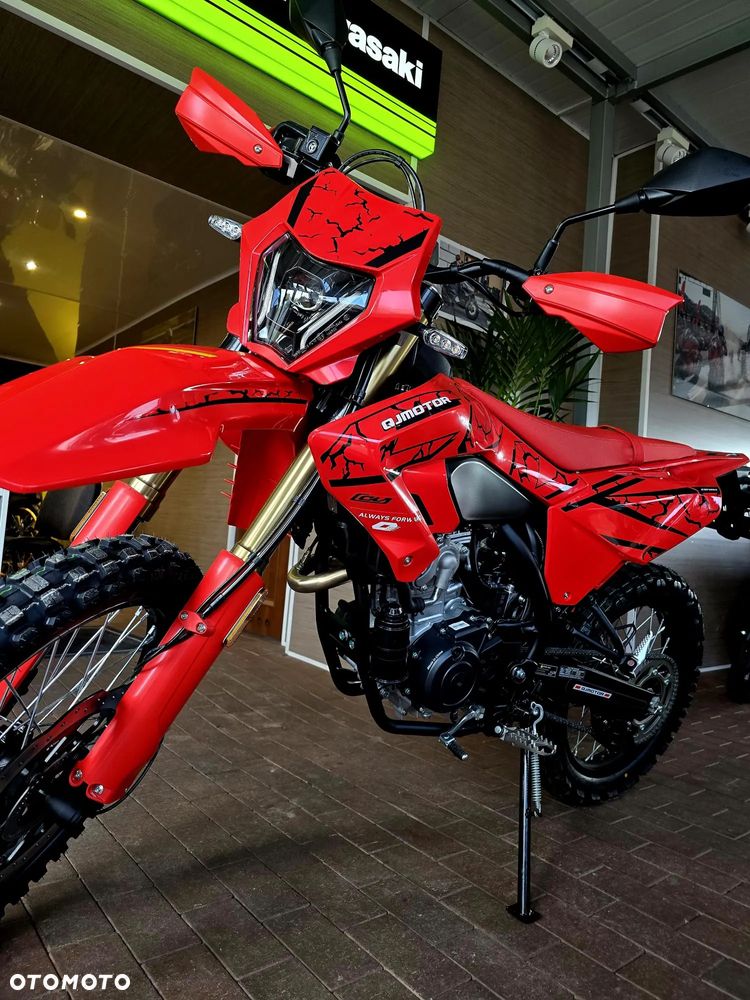 QJMOTOR COV 125X - 9