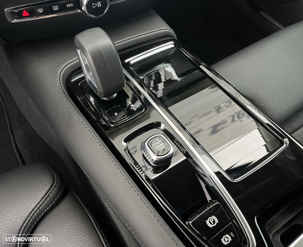 Volvo V60 2.0 T6 AWD TE Plus Dark - 21